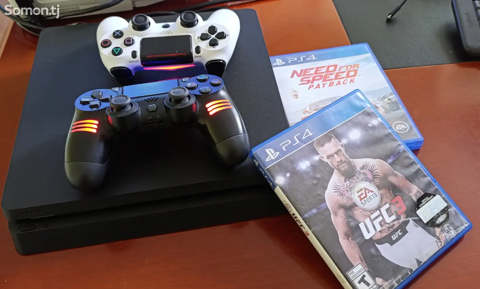 Игровая приставка Sony PlayStation 4-2