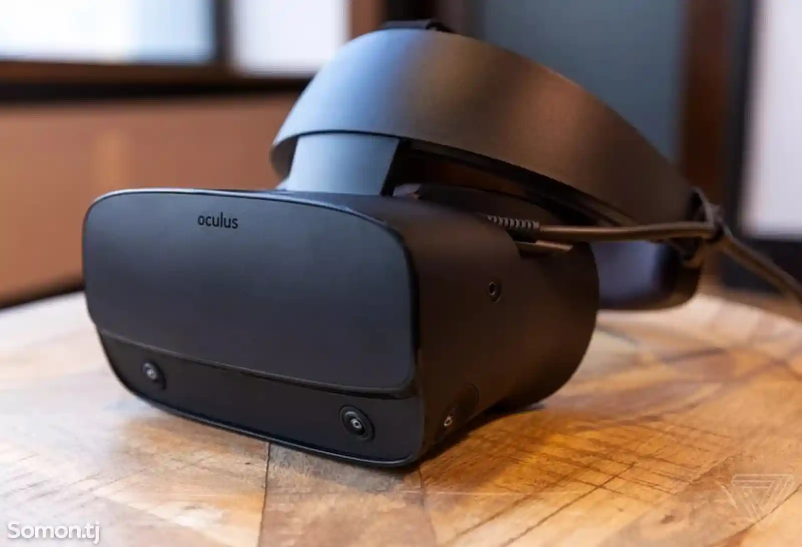 Шлем виртуальной реальности Oculus Rift S-3
