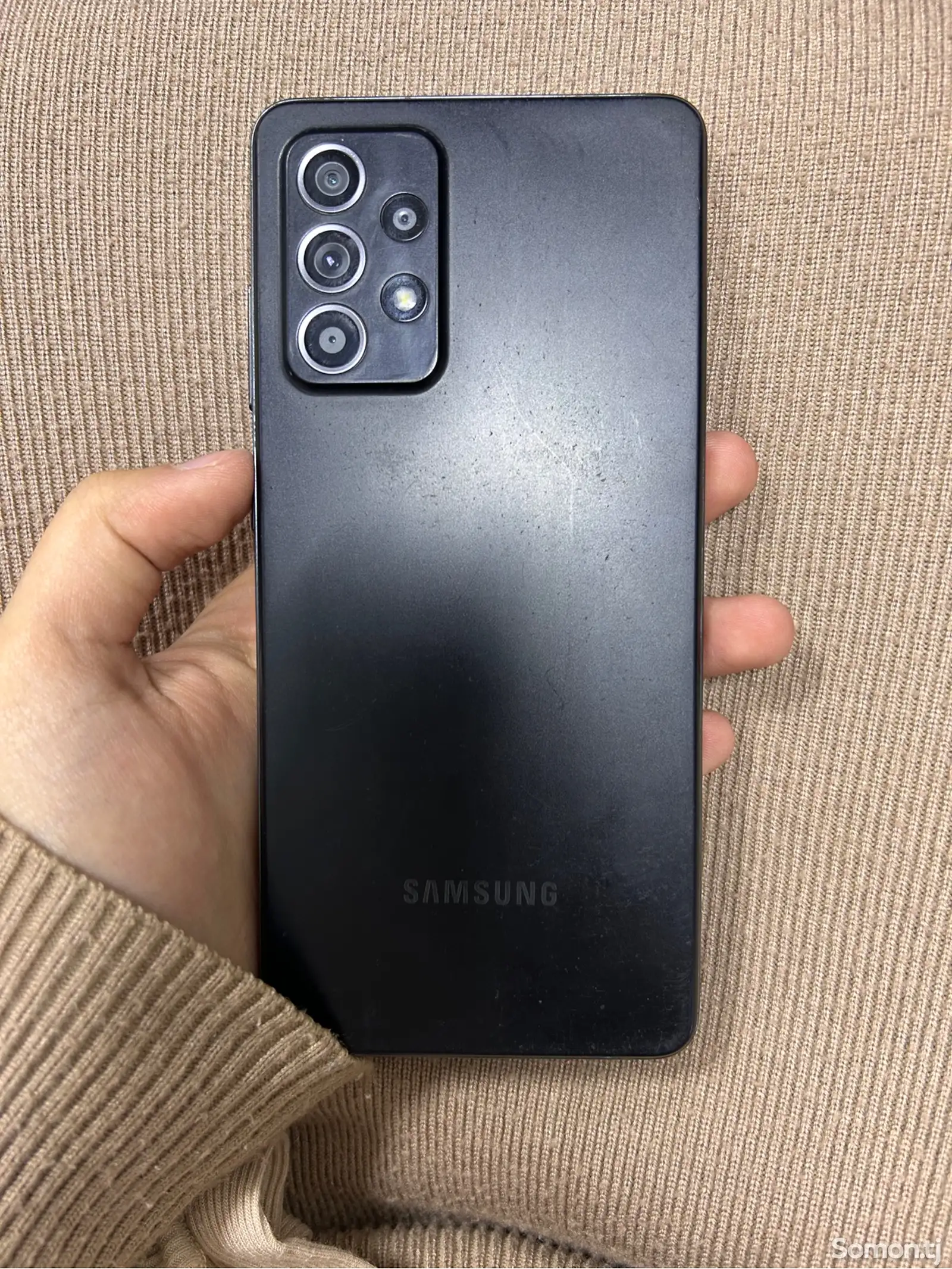 Samsung Galaxy A52-1