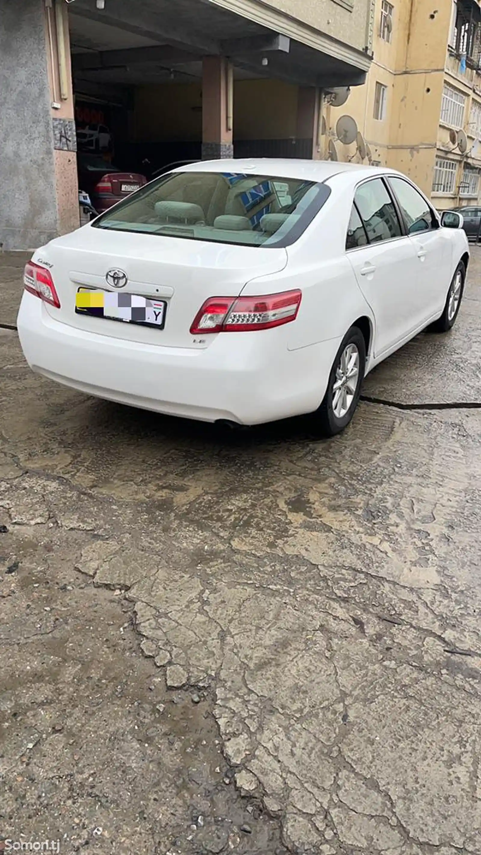 Toyota Camry, 2010-3