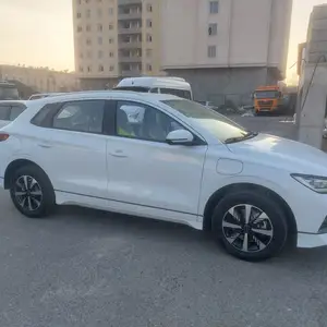 BYD E2, 2024