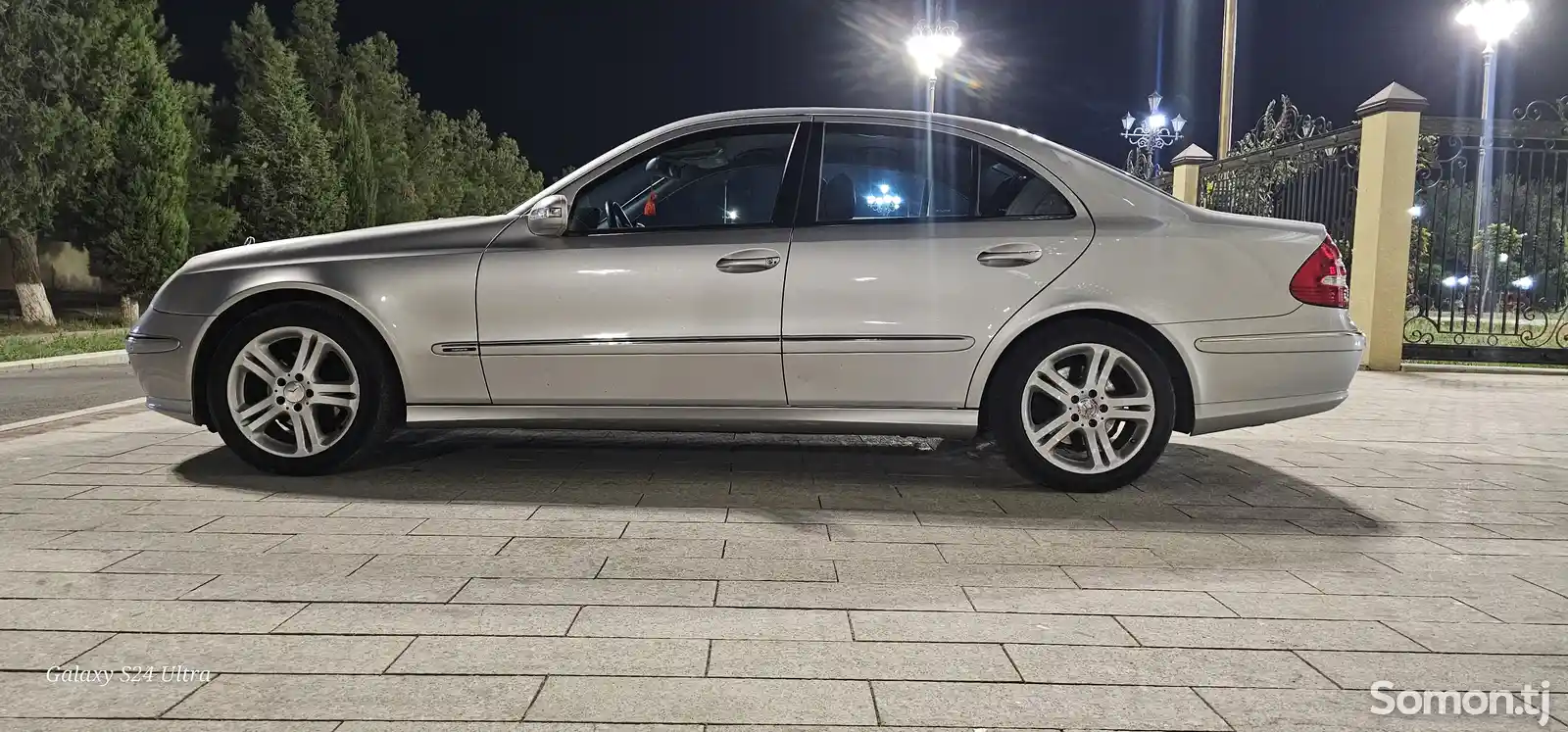 Mercedes-Benz E class, 2002-4