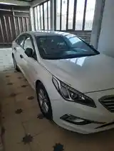 Hyundai Sonata, 2015-10