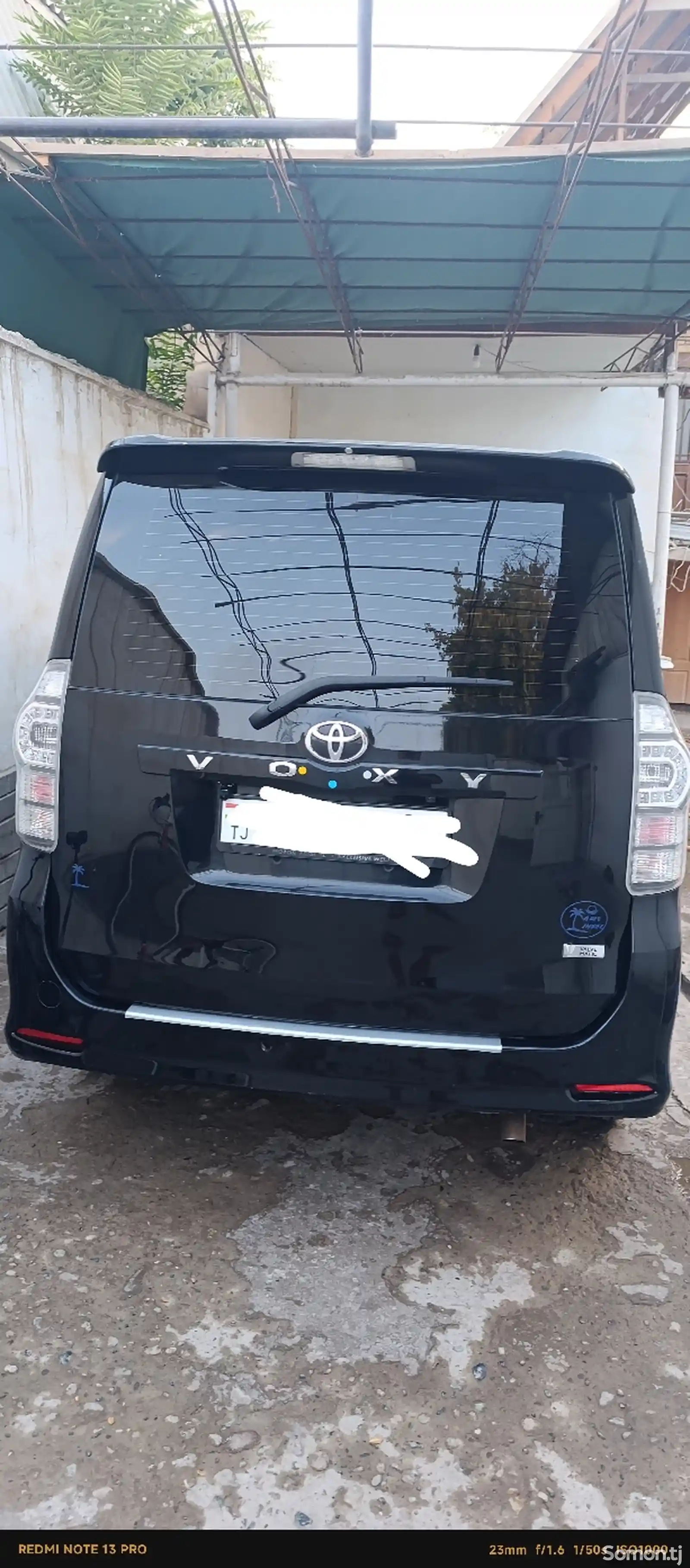 Toyota Voxy, 2010-6