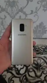 Samsung Galaxy A8-2