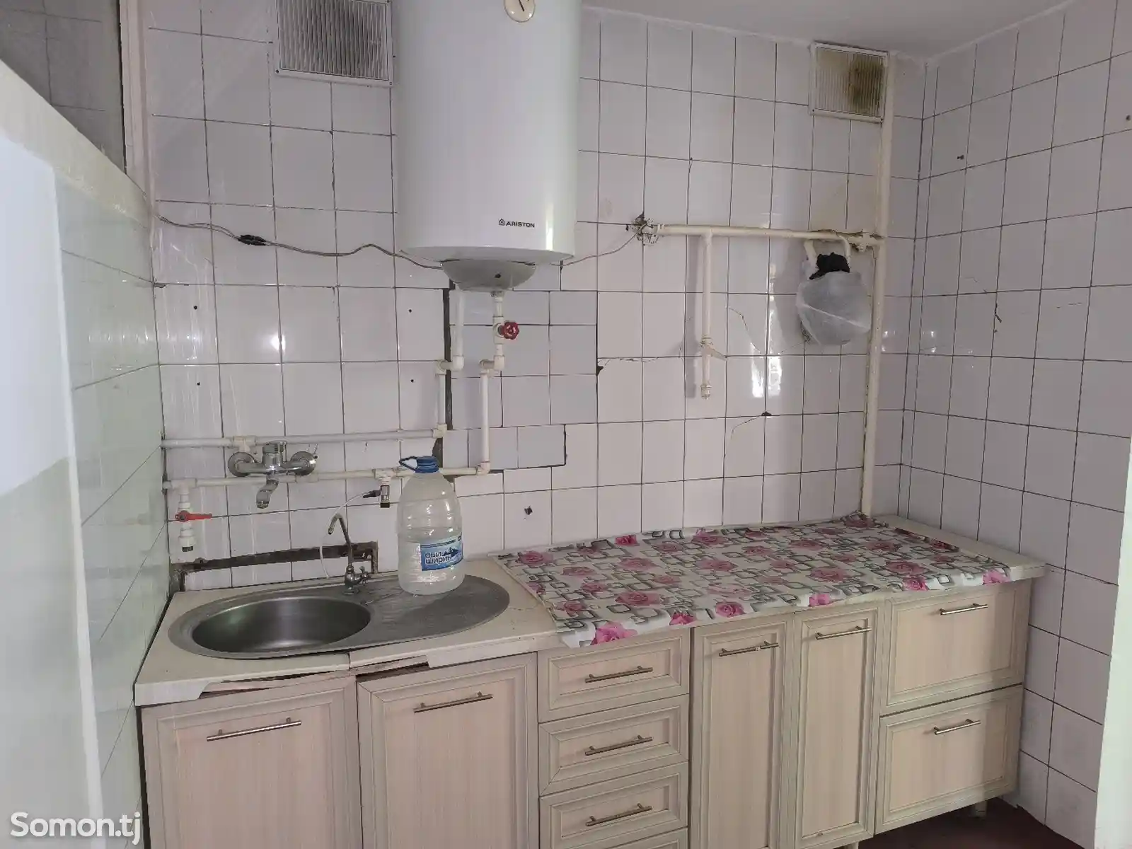 2-комн. квартира, 3 этаж, 47 м², Универмаг-6