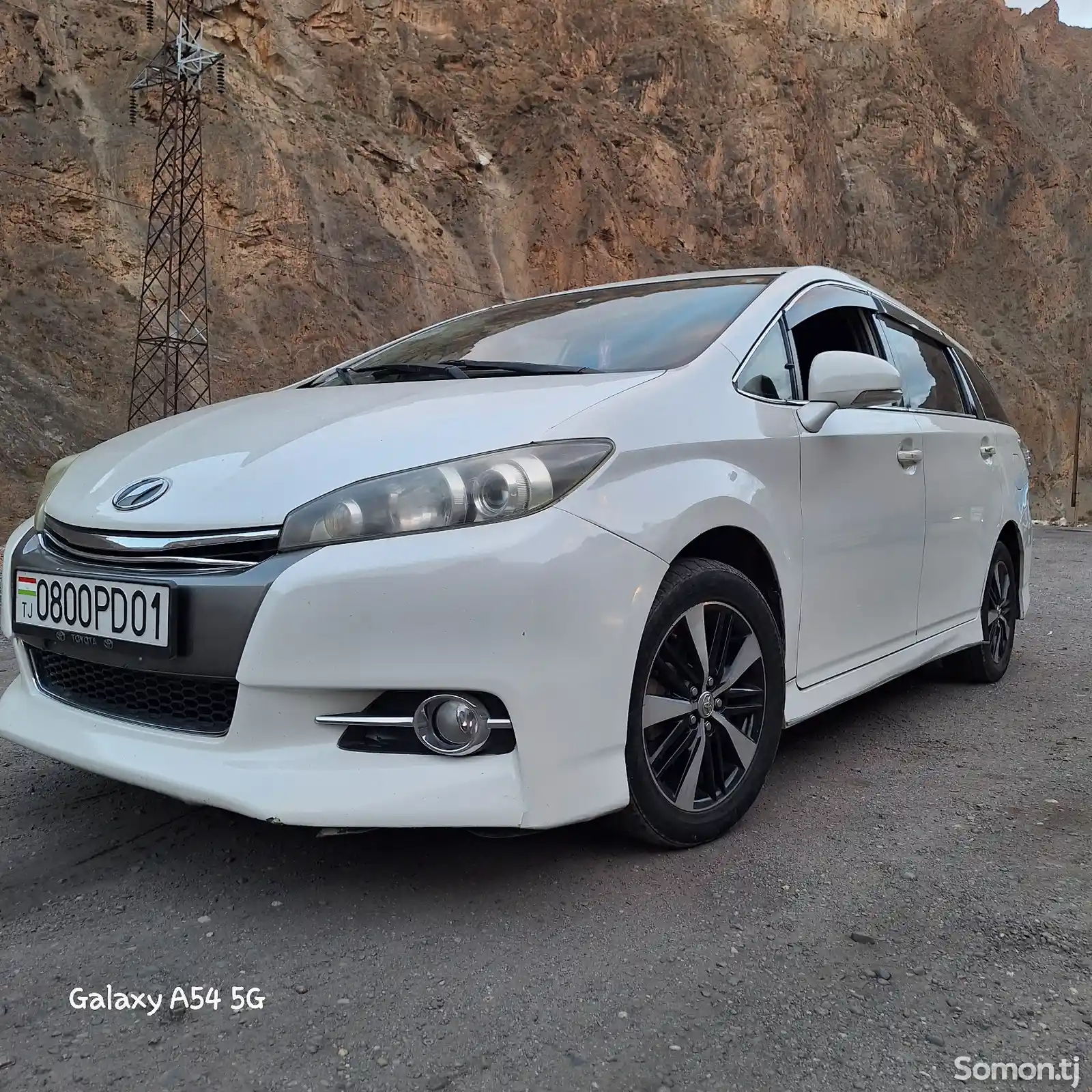 Toyota Wish, 2012-6