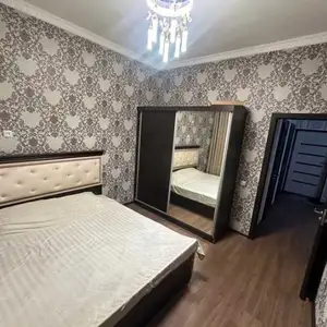 2-комн. квартира, 4 этаж, 62м², Овир