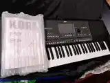 Синтезатор Korg pa 600-7