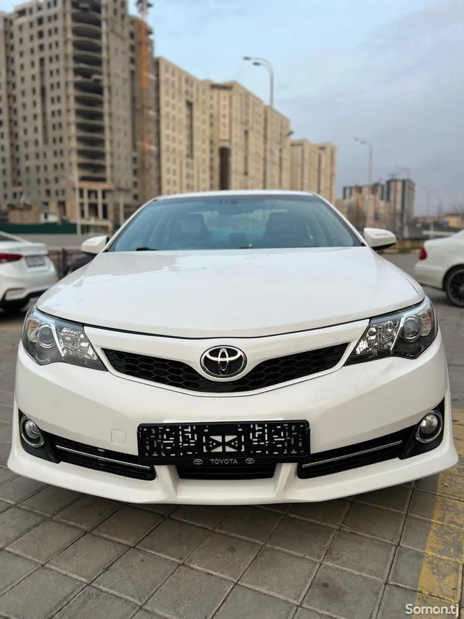 Toyota Camry, 2014-1