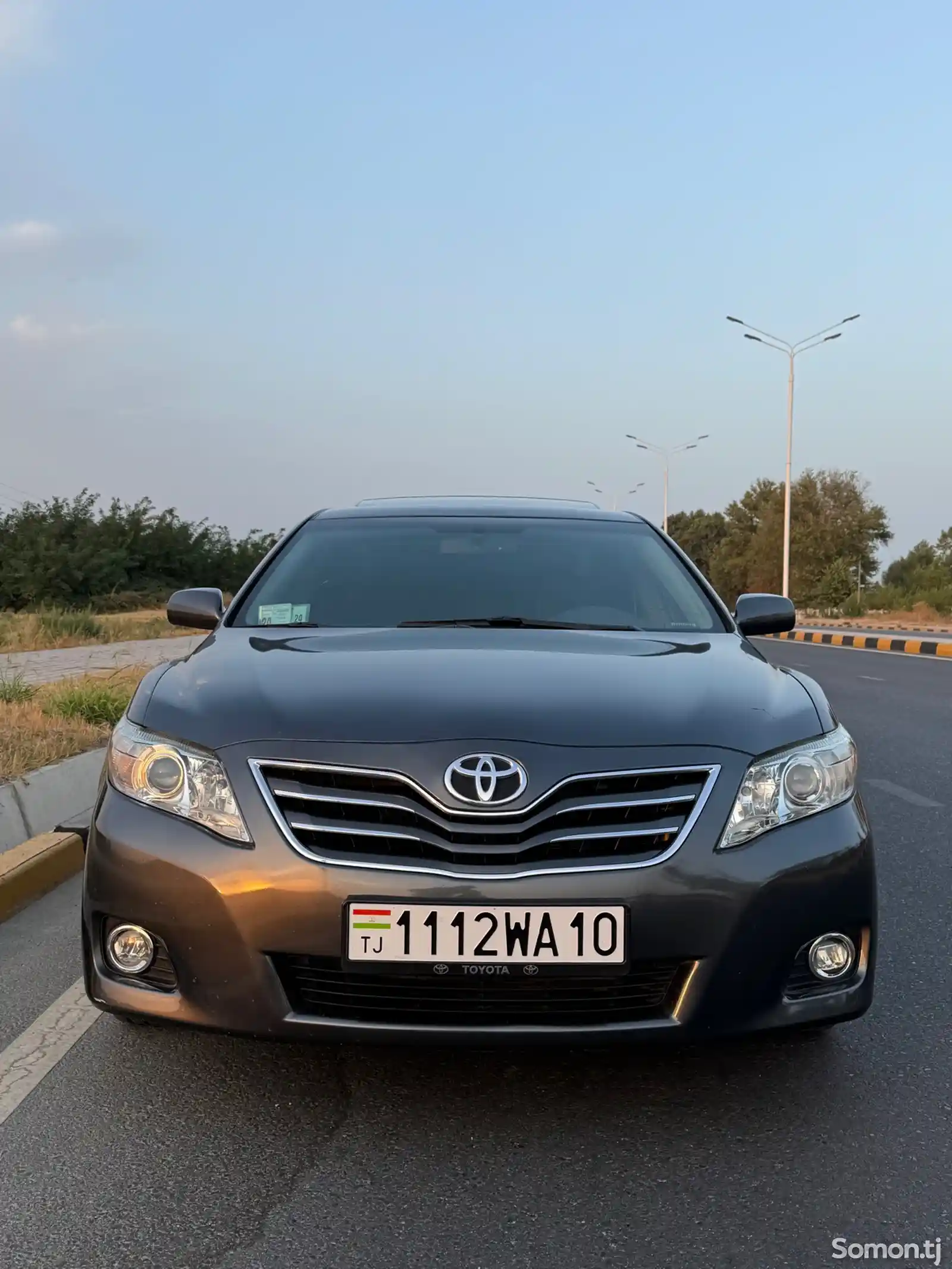 Toyota Camry, 2011-1