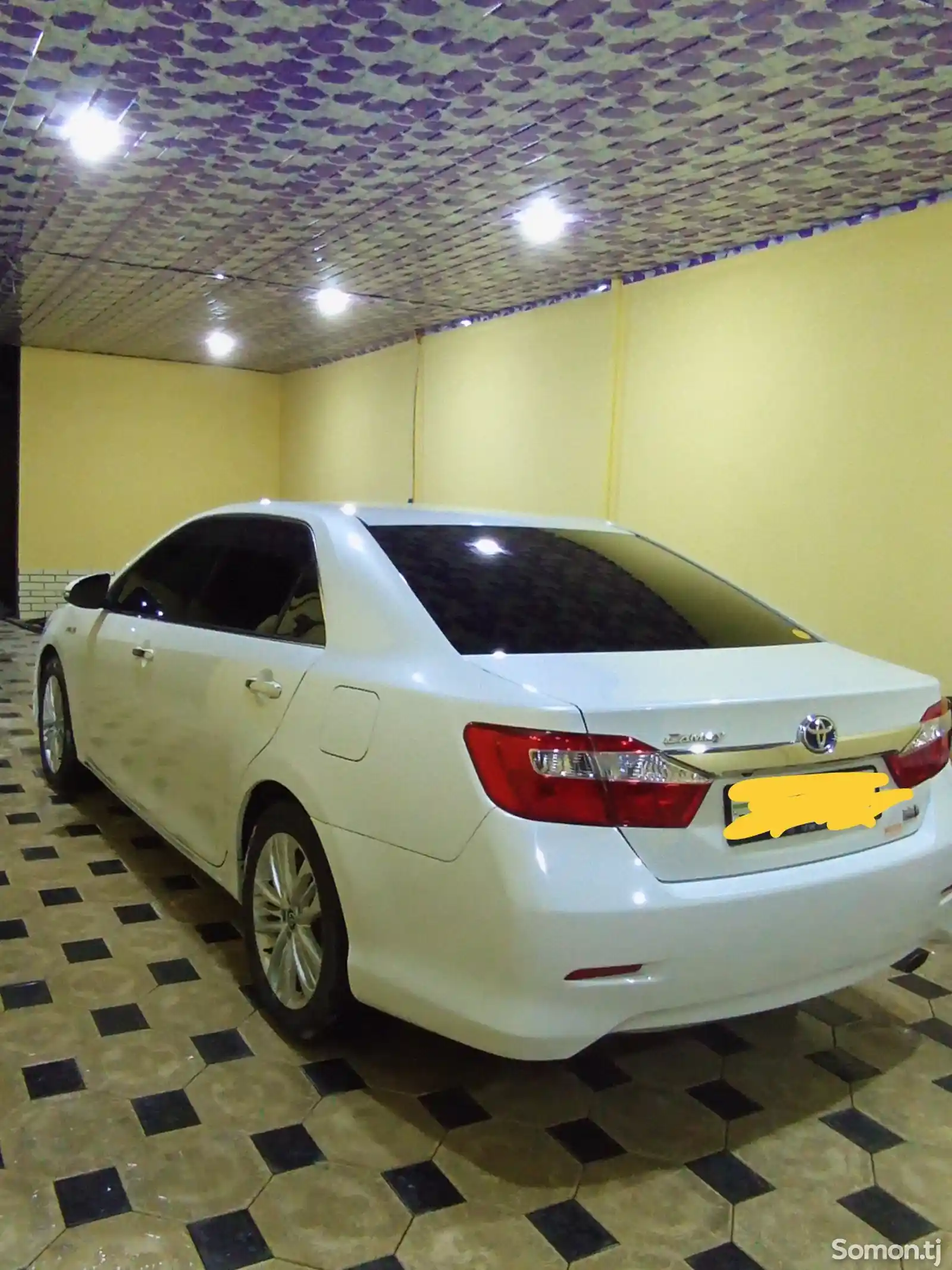 Toyota Camry, 2012-6