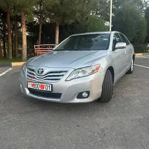 Toyota Camry, 2011