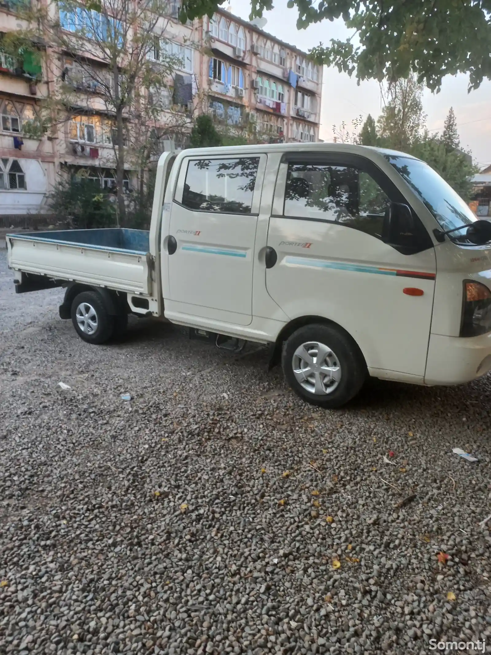 Бортовой автомобиль Hyundai Porter , 2012-1