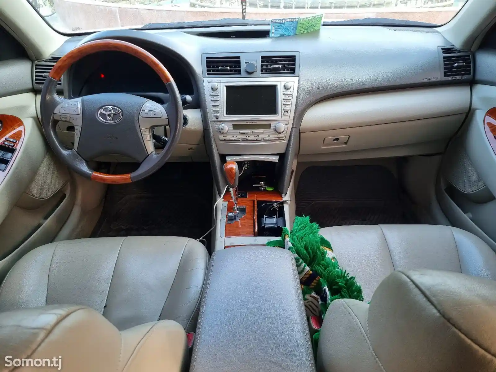 Toyota Camry, 2011-6