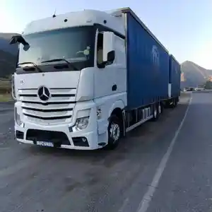 Седельный тягач Mercedes Benz Actros