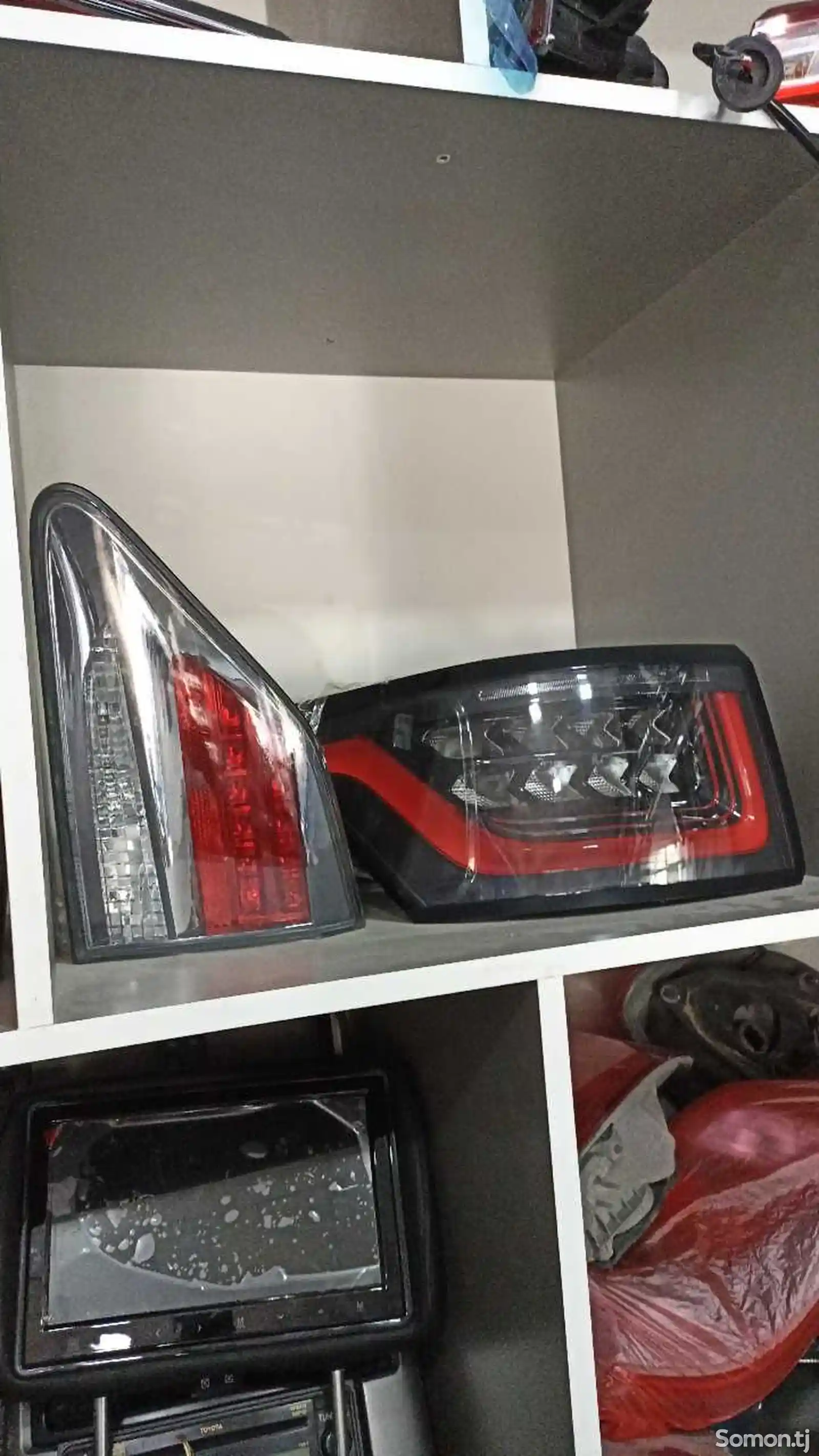 Задние фонари от Lexus-2