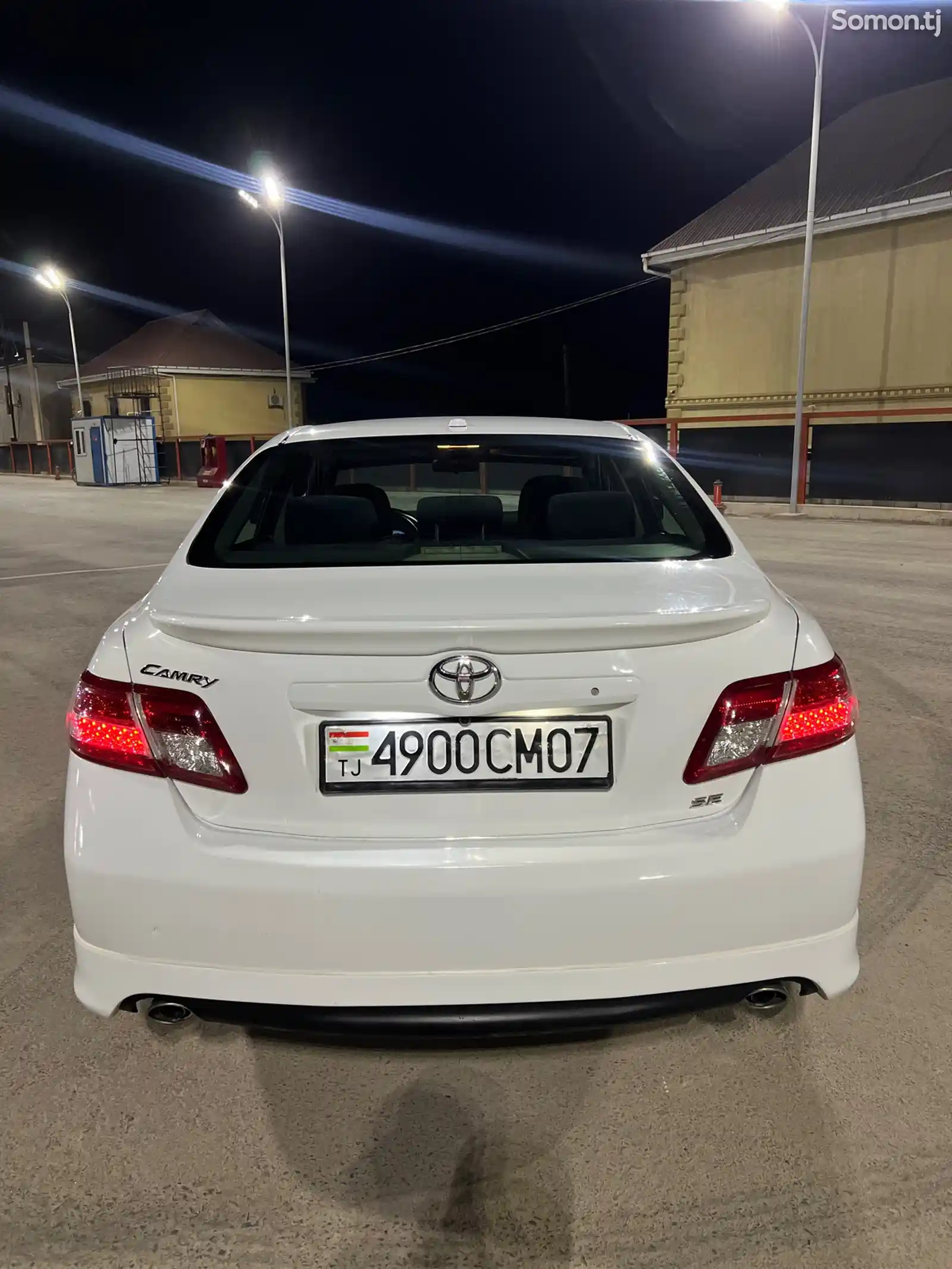 Toyota Camry, 2010-6