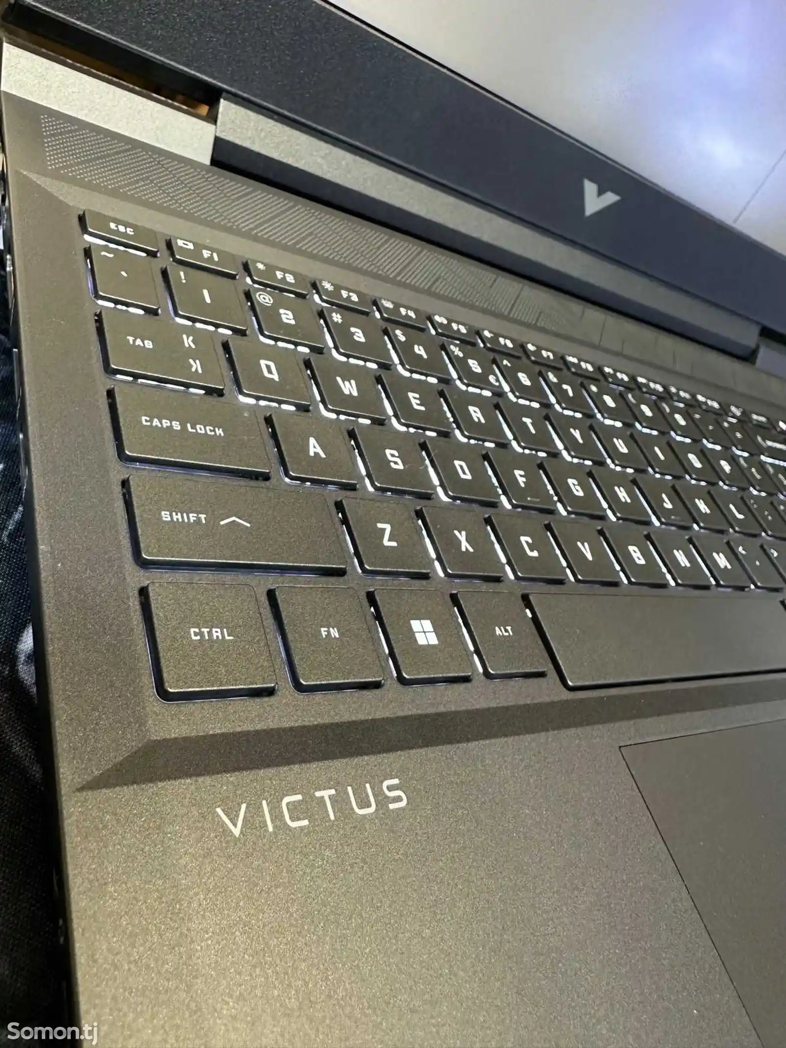 Ноутбук HP Victus-4