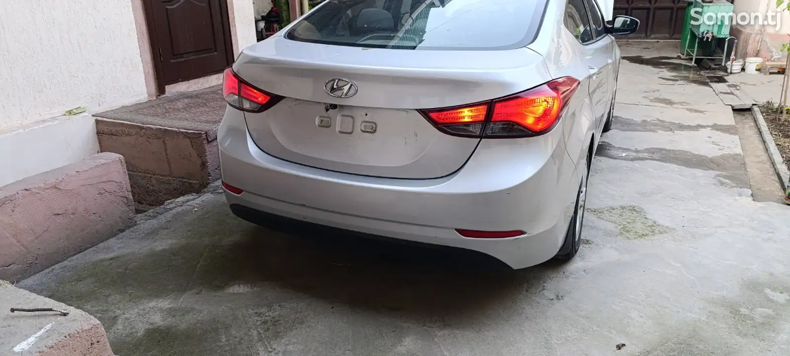 Hyundai Elantra, 2016-1