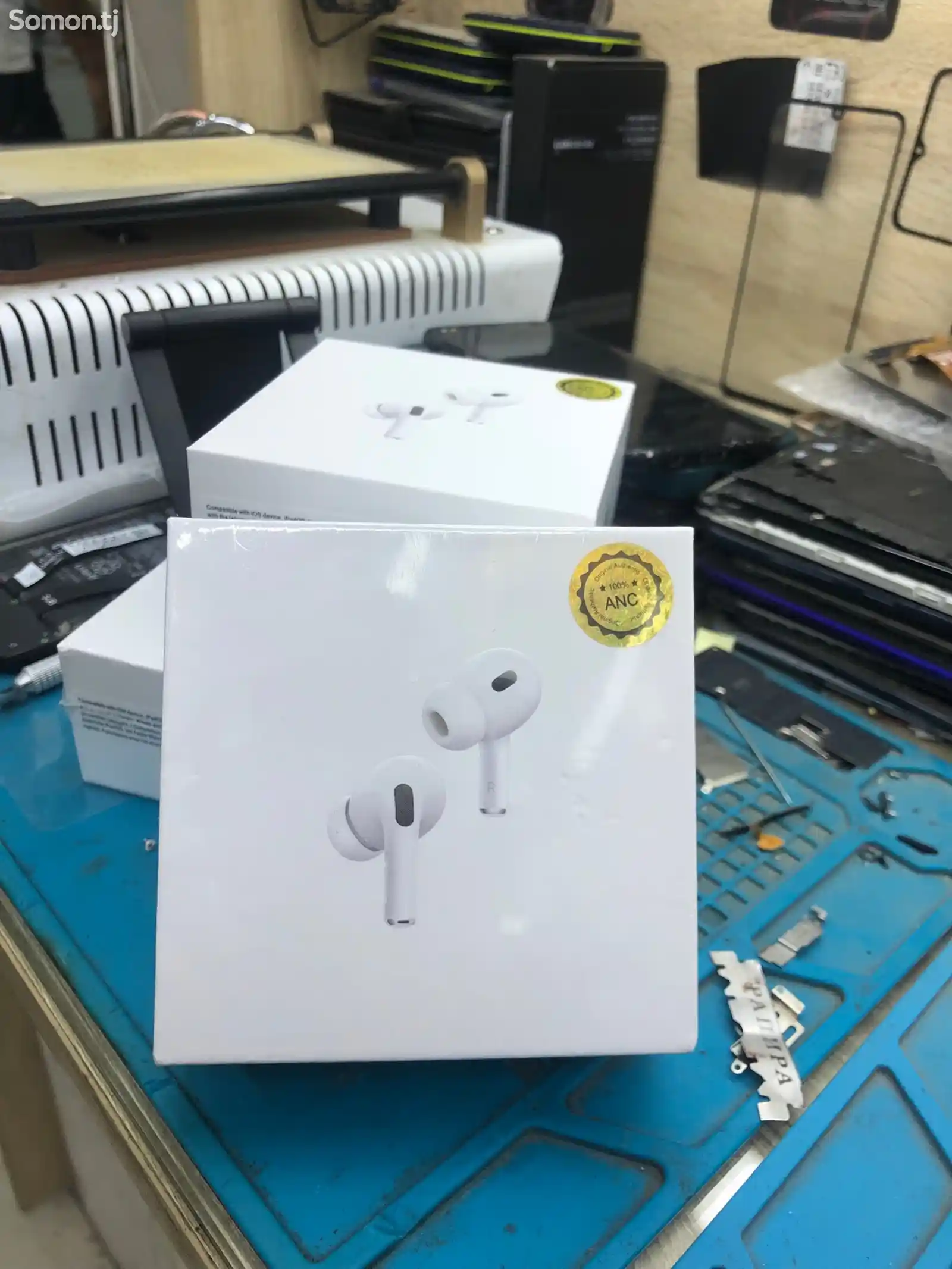 Беспроводные наушники AirPods Pro-1