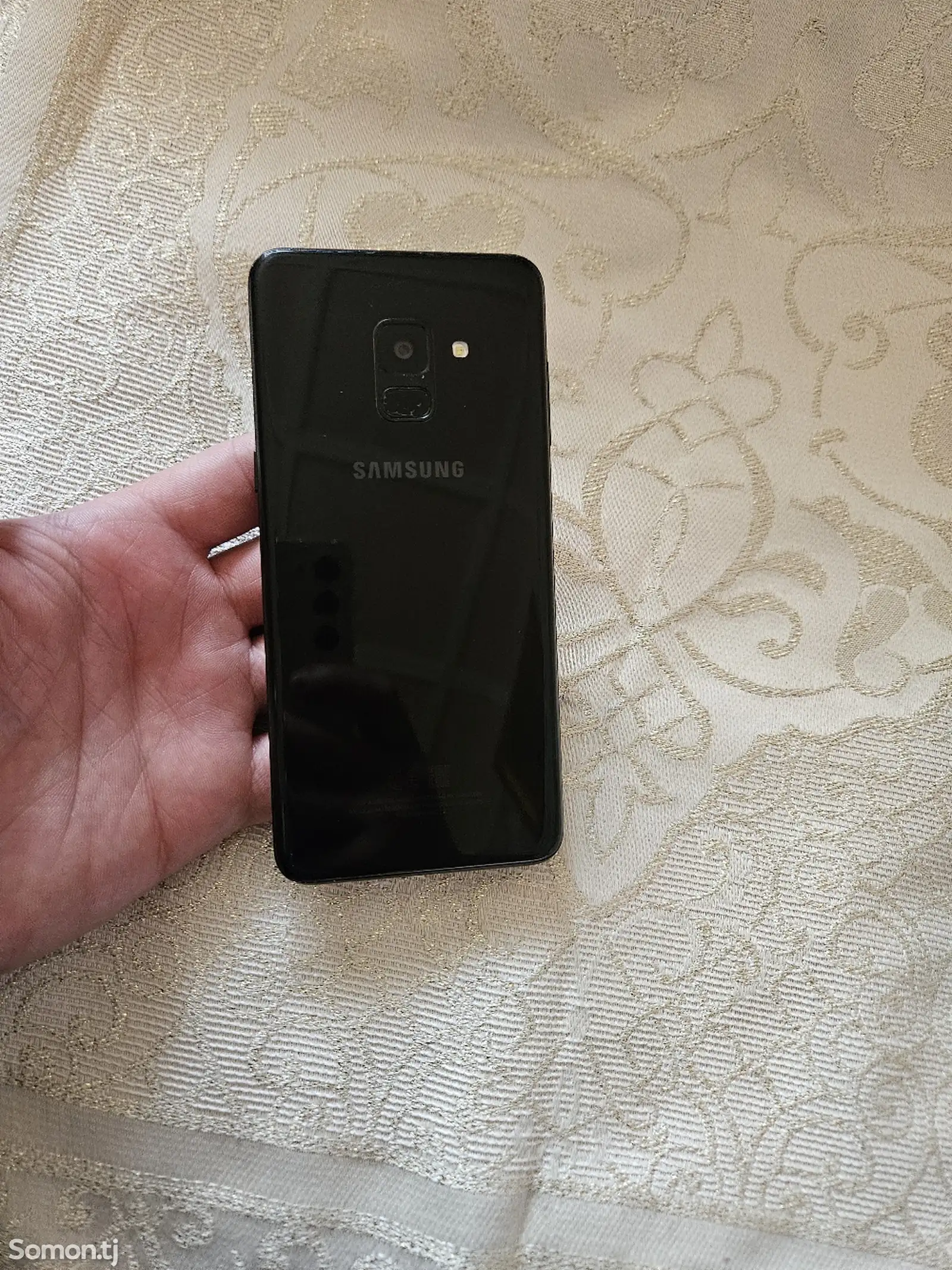 Samsung Galaxy А8