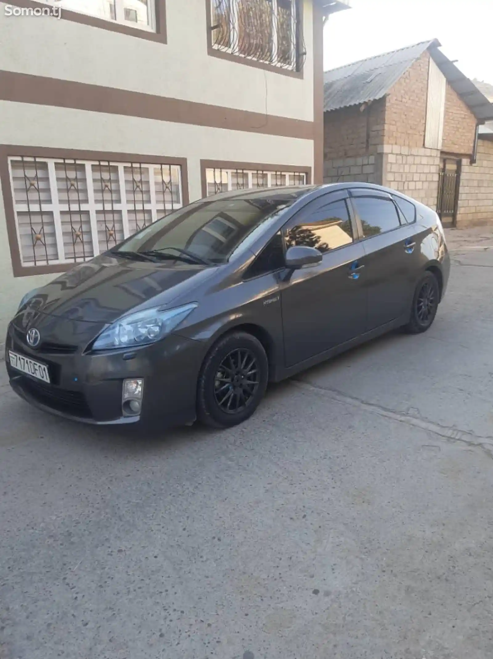 Toyota Prius, 2011-4