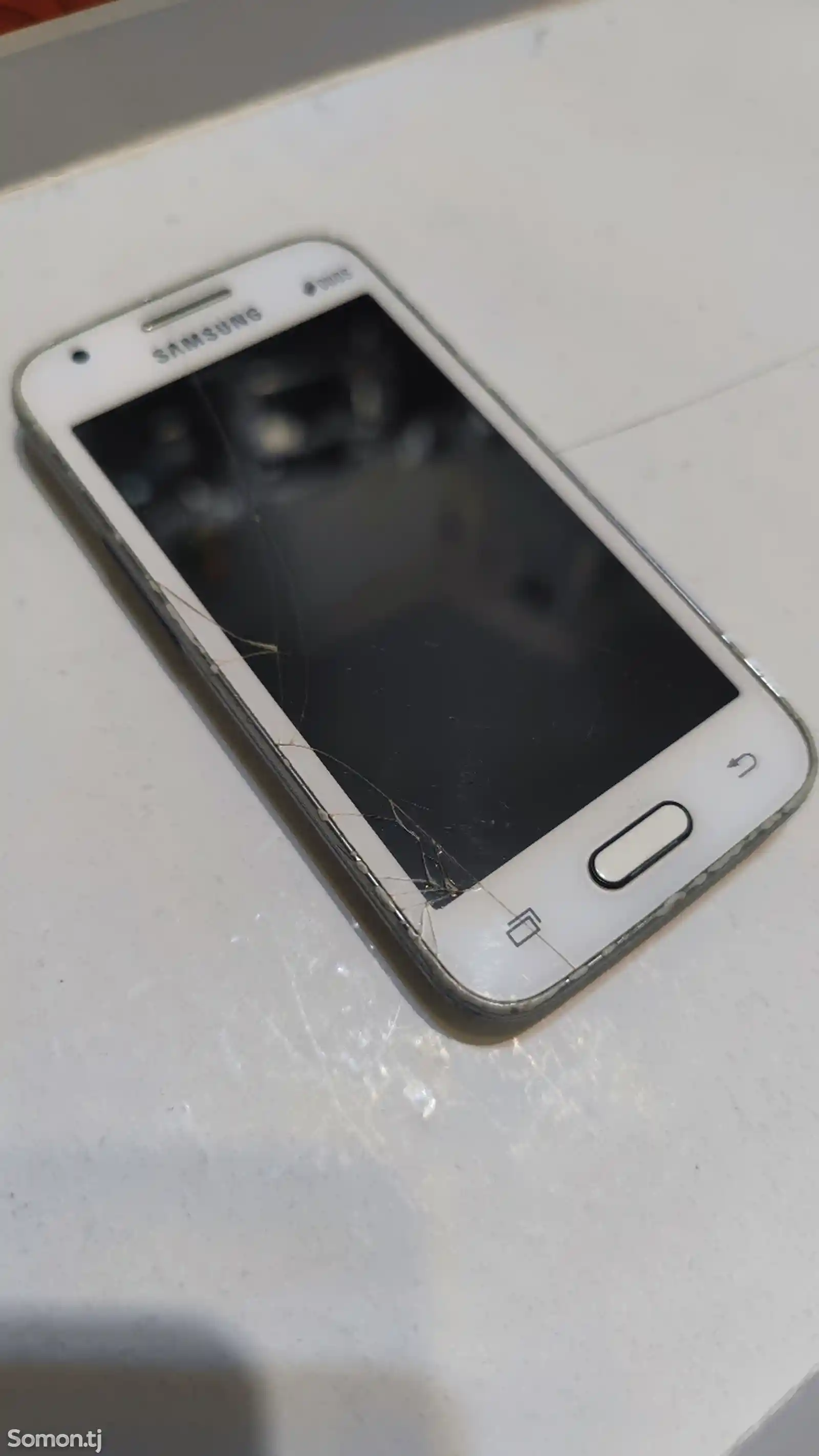 Samsung Galaxy ACE 4 Duos-2