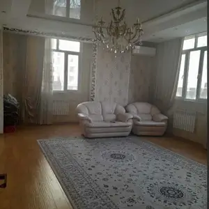 2-комн. квартира, 2 этаж, 76м², Домпечать