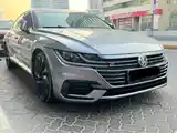 Volkswagen Arteon, 2020-2