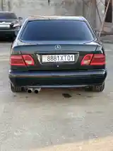 Mercedes-Benz E class, 1998-4