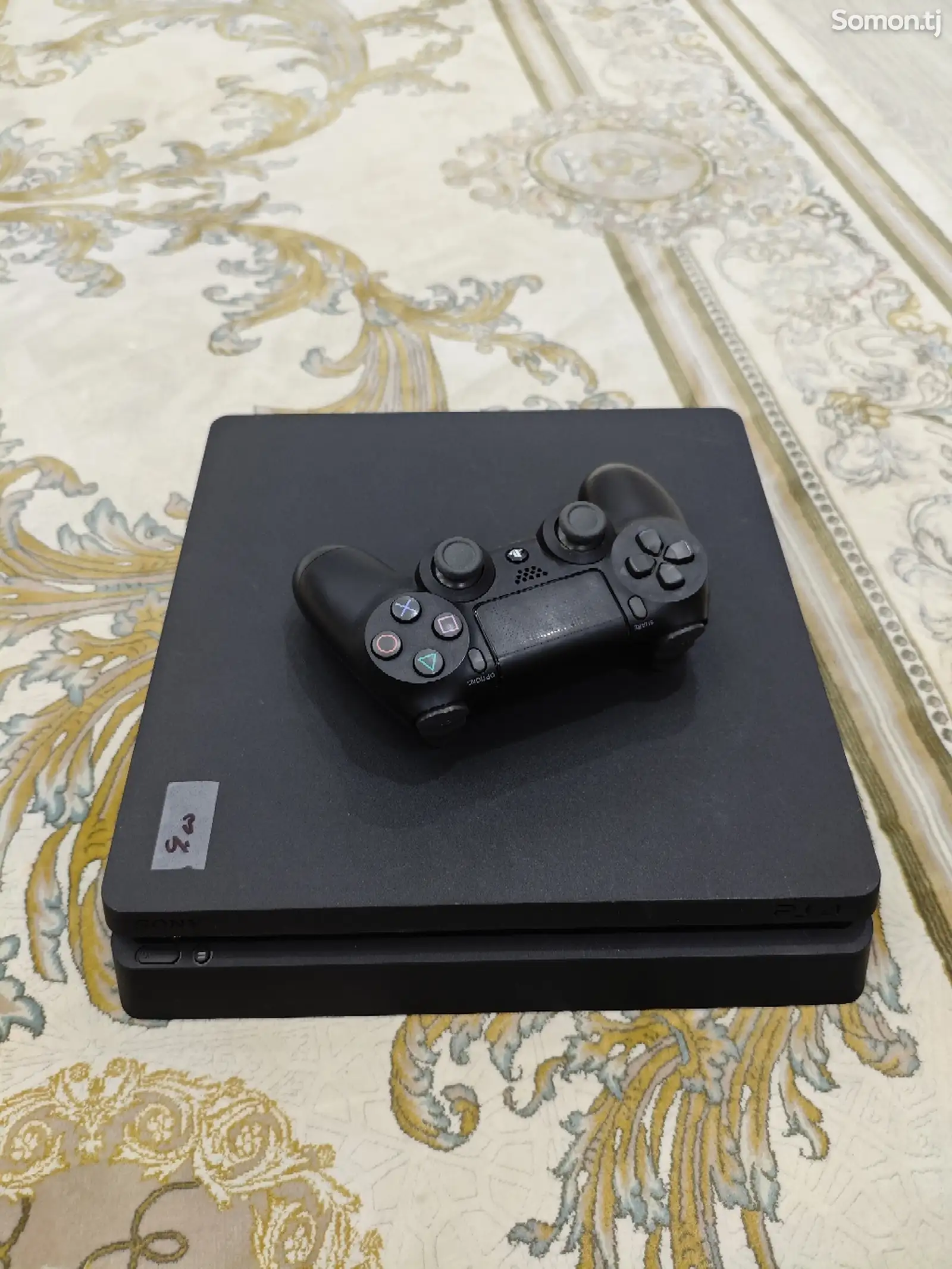 Игровая приставка Sony PlayStation 4 slim 500gb-1