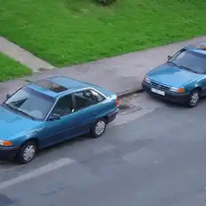 Лобовое стекло Opel Astra F 1998