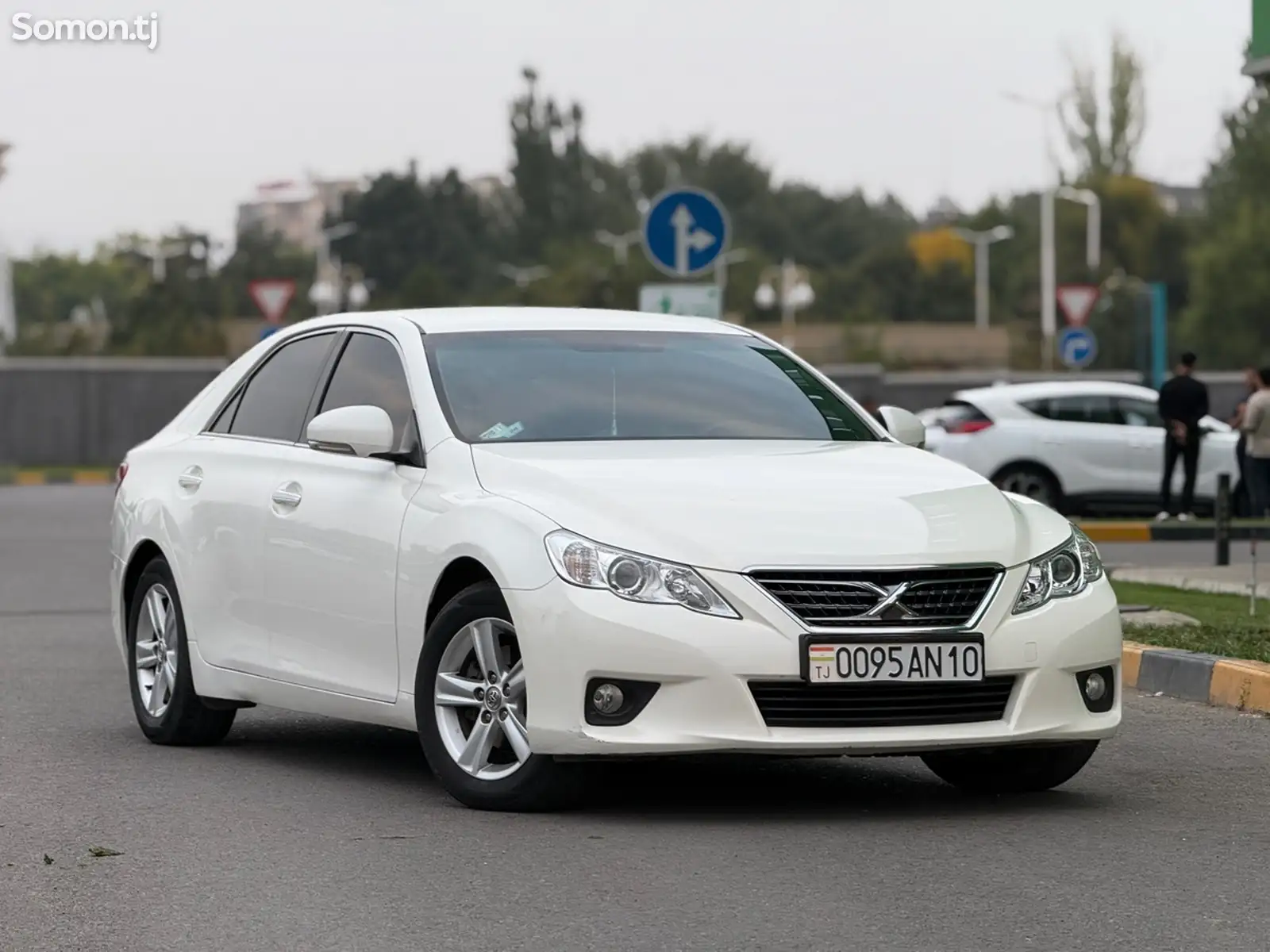 Toyota Mark X, 2010-13