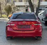 Toyota Camry, 2019-4