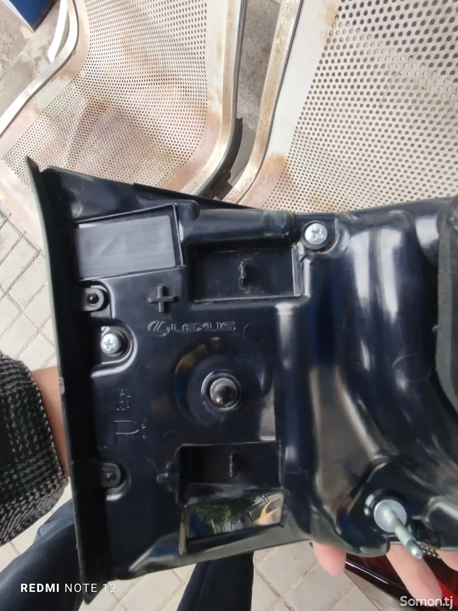 Задняя фара от Lexus RX-2