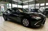 Lexus ES series, 2019-7