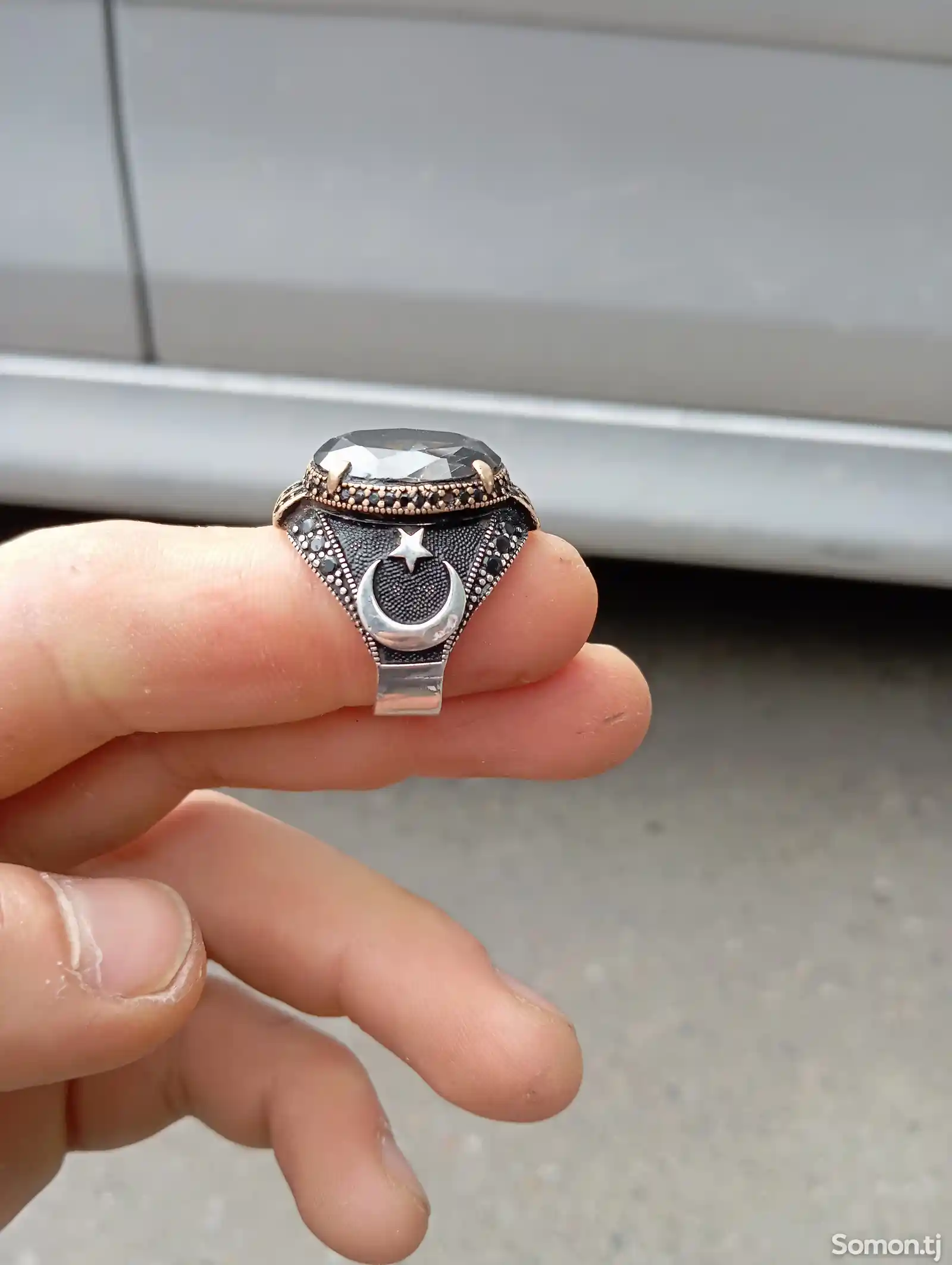 Перстень серебряный с фианитом-1