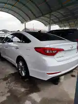 Hyundai Sonata, 2015-4