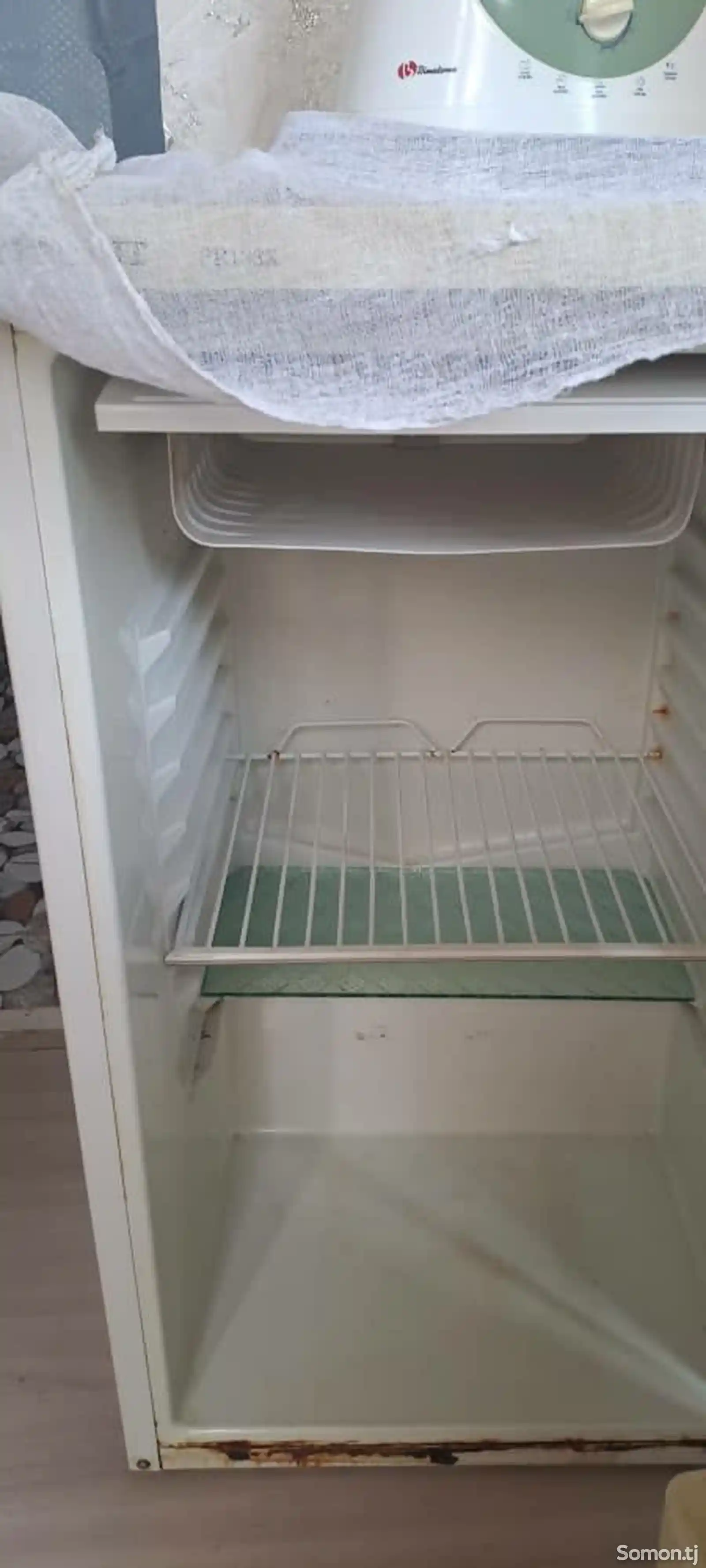 Холодильник Westpoint-4