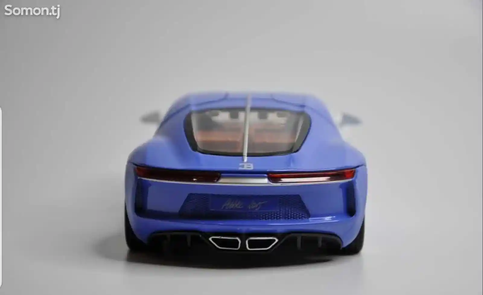 Модель автомобиля Bugatti Atlantic металл-3