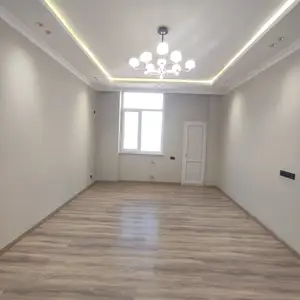 3-комн. квартира, 16 этаж, 127 м², 82мкр