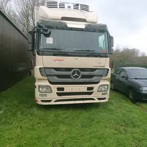 Контейнеровоз Mercedes Benz Actros, 2012