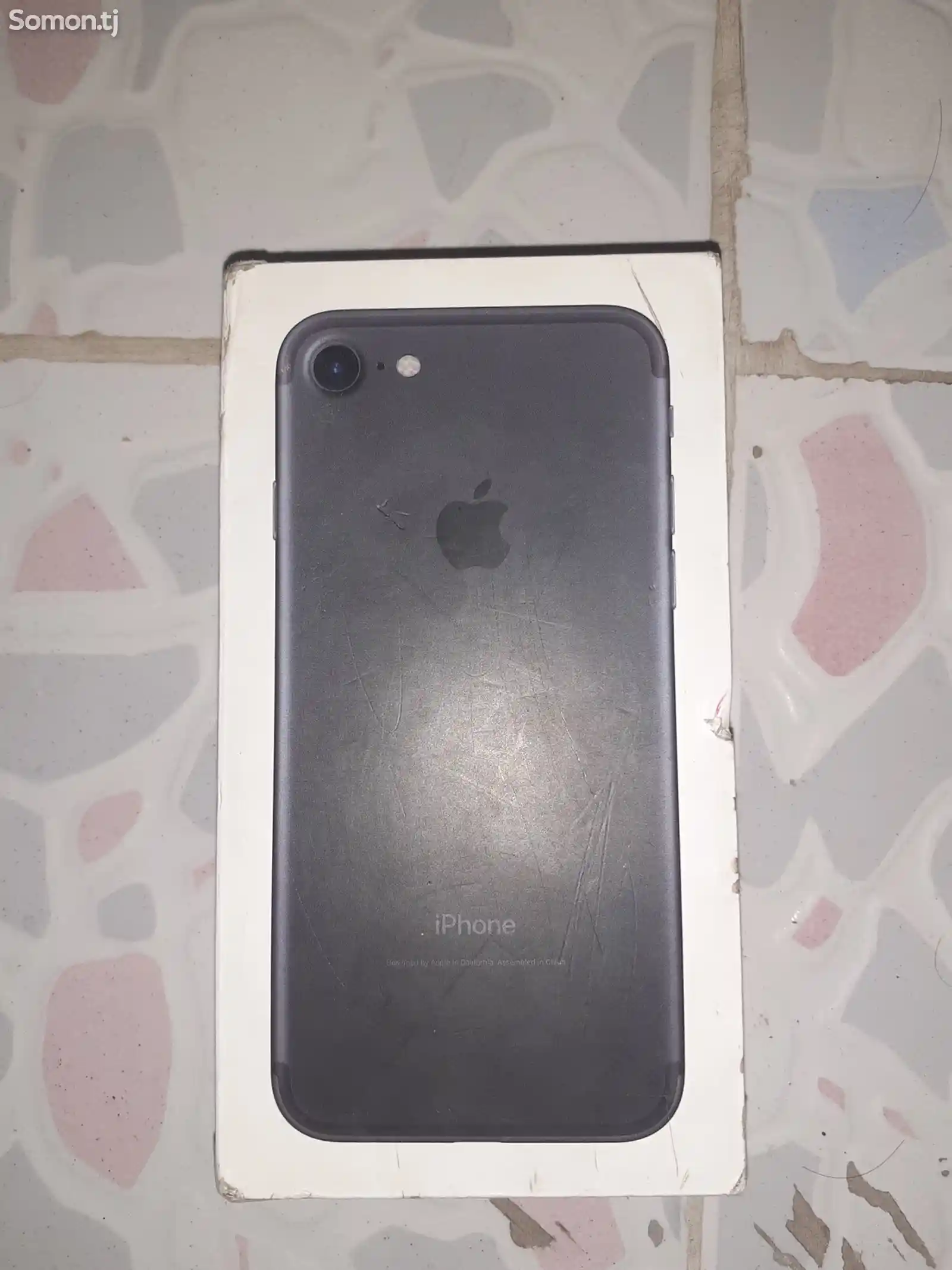 Apple iPhone 7, 32 gb-1