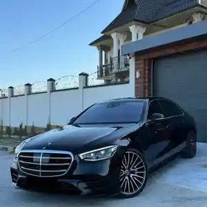 Mercedes-Benz S class, 2022