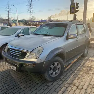 Ssang Yong Rexton, 2002