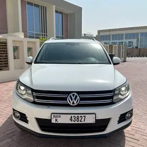 Volkswagen Tiguan, 2015