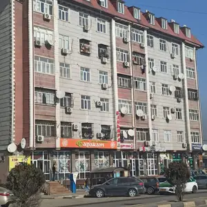 3-комн. квартира, 3 этаж, 78 м², Сино, Испечак