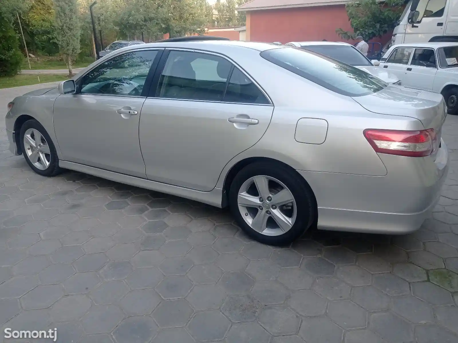 Toyota Camry, 2010-4