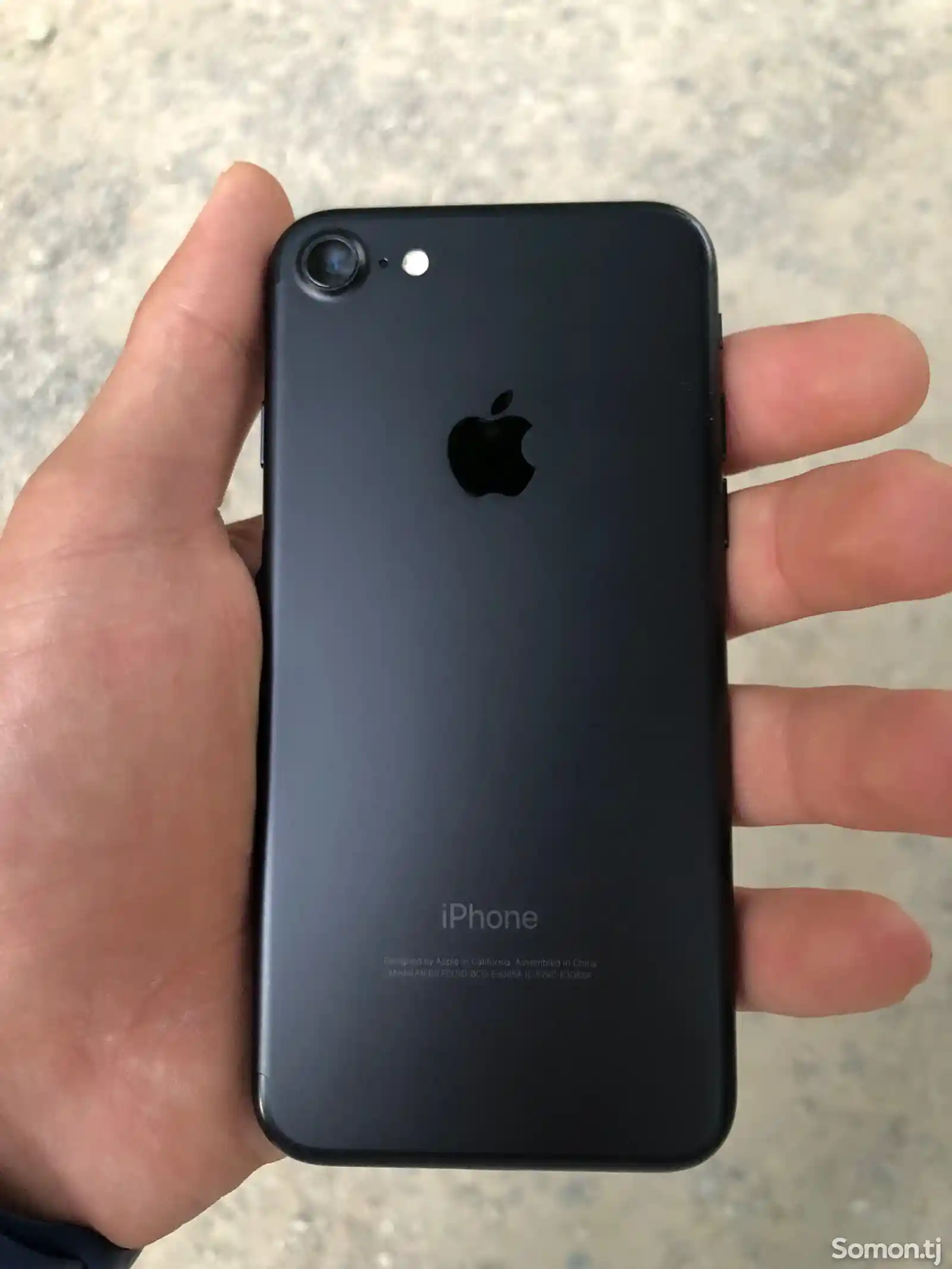 Apple iPhone 7, 32 gb-1